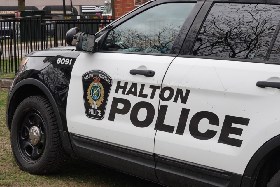 2024-08-31-halton-police-car-js