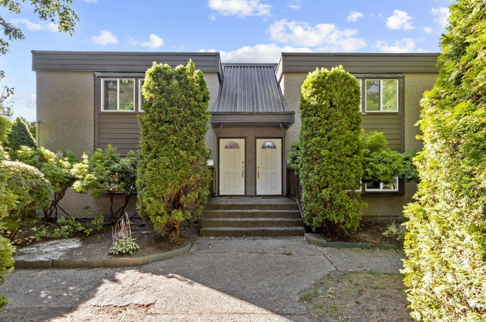least-expensive-burnaby-townhome-at-5144-hastings-st-1
