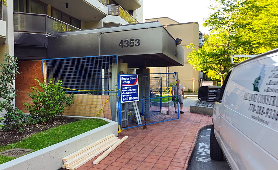 Restoration crews are on scene at 4353 Halifax St. for a suspected arson that damaged the apartment building's lobby.