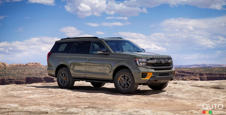 all-new_2025_ford_expedition_tremor_04fr