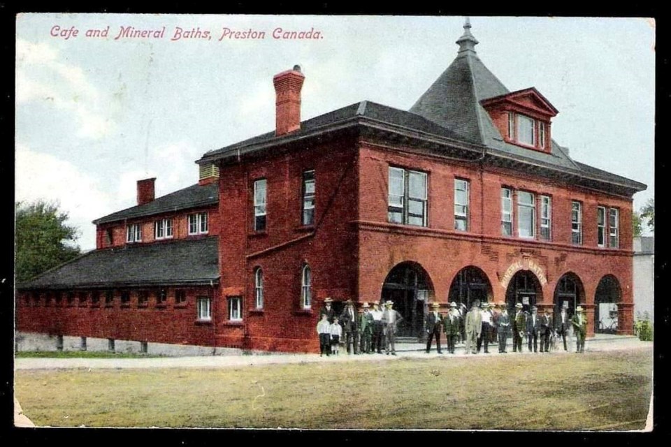 Sulphur Springs Hotel, circa. 1907.