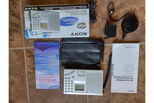 Sony ICF-SW7600GR AM/FM Shortwave World Band Receiver. New - Sault