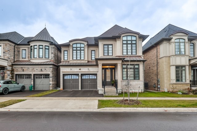 Team Logue real estate houses for sale in Oakville 2301 Charles Cornwall Avenue - 0