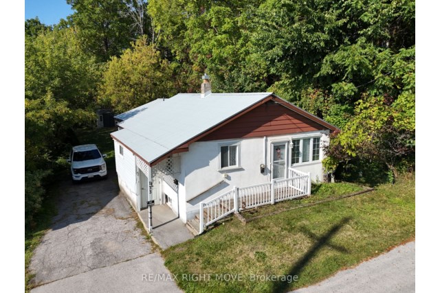 133 Westmount Dr