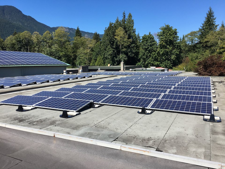 langdale-school-solar-array-courtesy-sd46