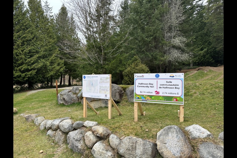 New signage details the Connor Park hall project in Halfmoon Bay