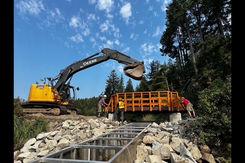 The new-and-improved Sargeant Bay fish ladder had its new wheelchair-accessible platform, featuring a tempered glass viewing panel, installed on Aug. 18.