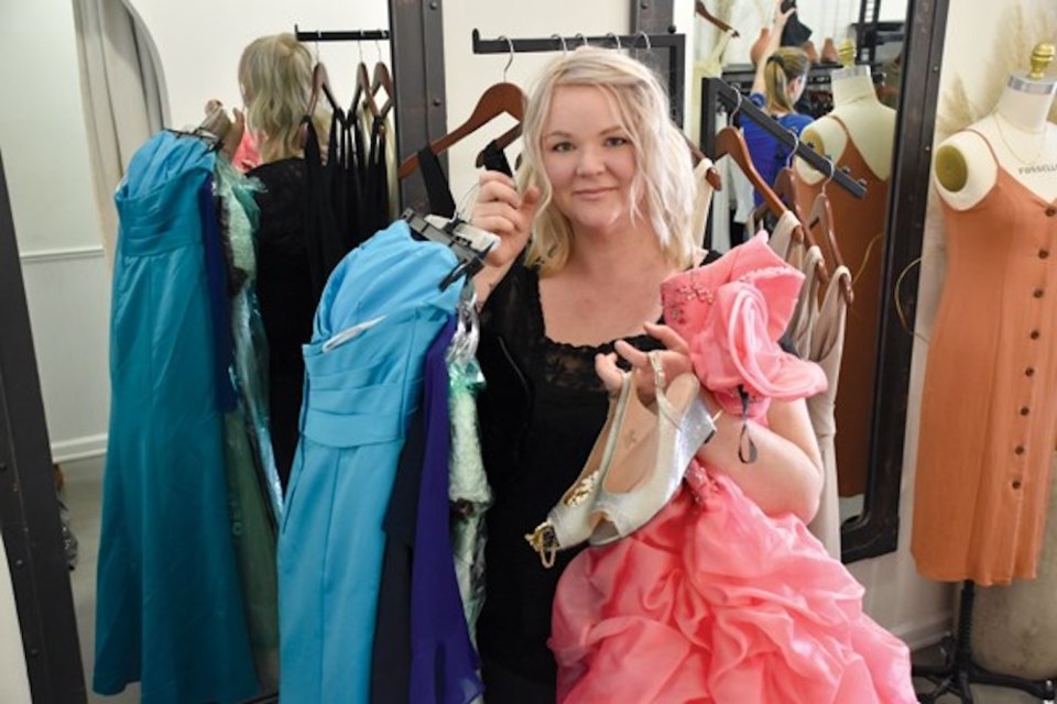 Sunshine Coast project offers students free prom dresses - Coast Reporter