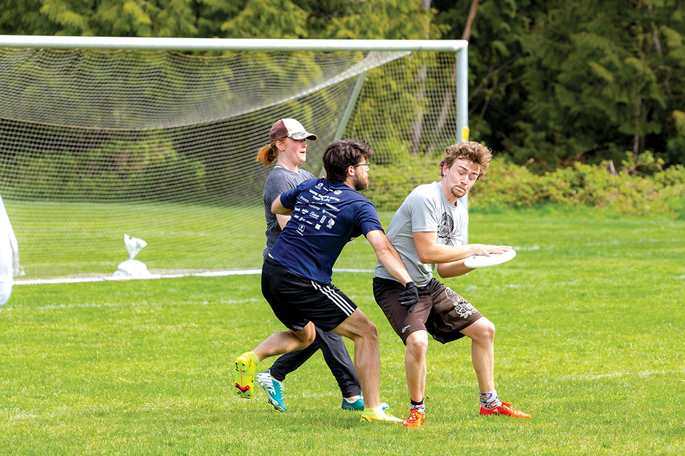 What's It Like Playing Ultimate Frisbee? MEET NYU