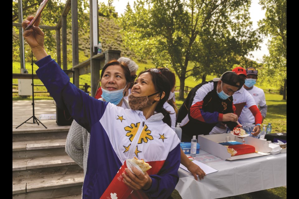 Celebrating Philippines Independence Day In Cochrane Cochranetoday Ca