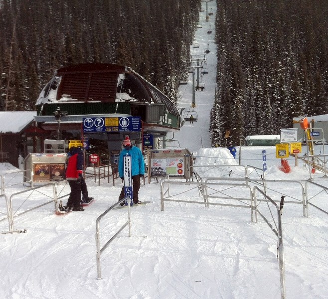 Sunshine Village&#8217;s popular Goat&#8217;s Eye Express chairlift stopped working suddenly on Dec. 27, stranding more than 100 skiers on the lift. A gearbox failure was the 