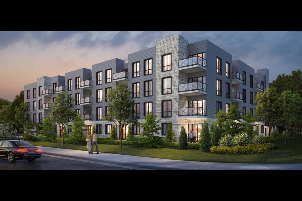 New apartment complex being built along Roadrunner