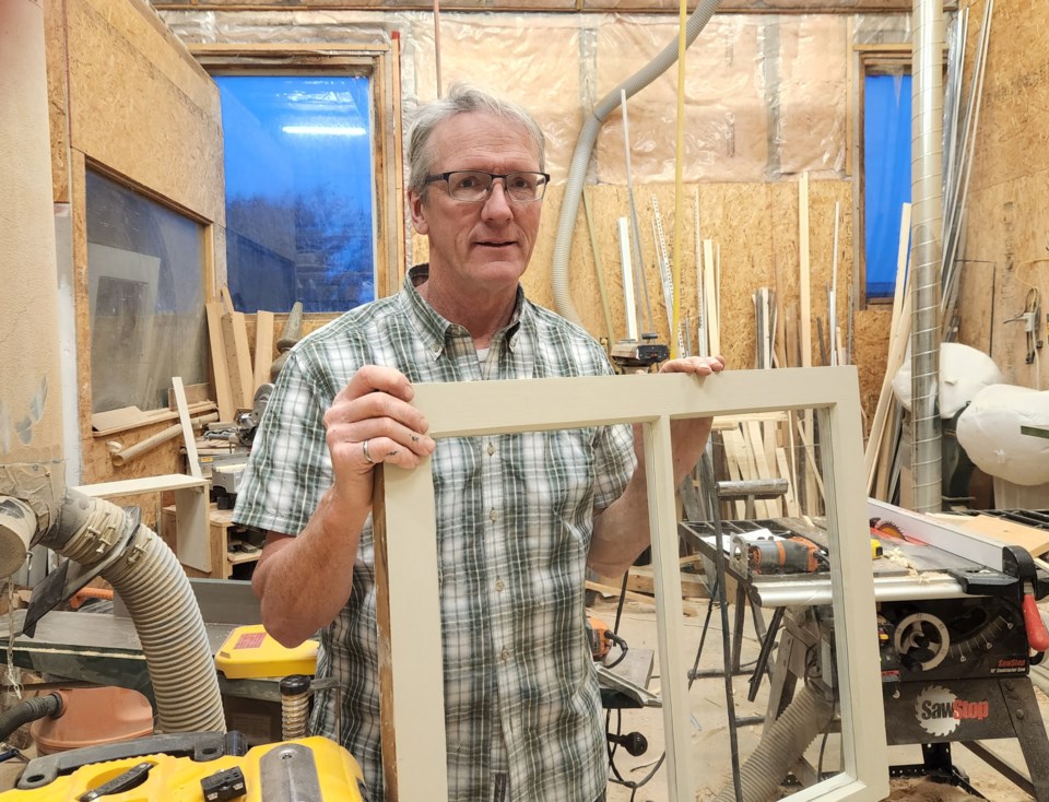 Craftsman leading workshop on restoring historic windows - Collingwood News