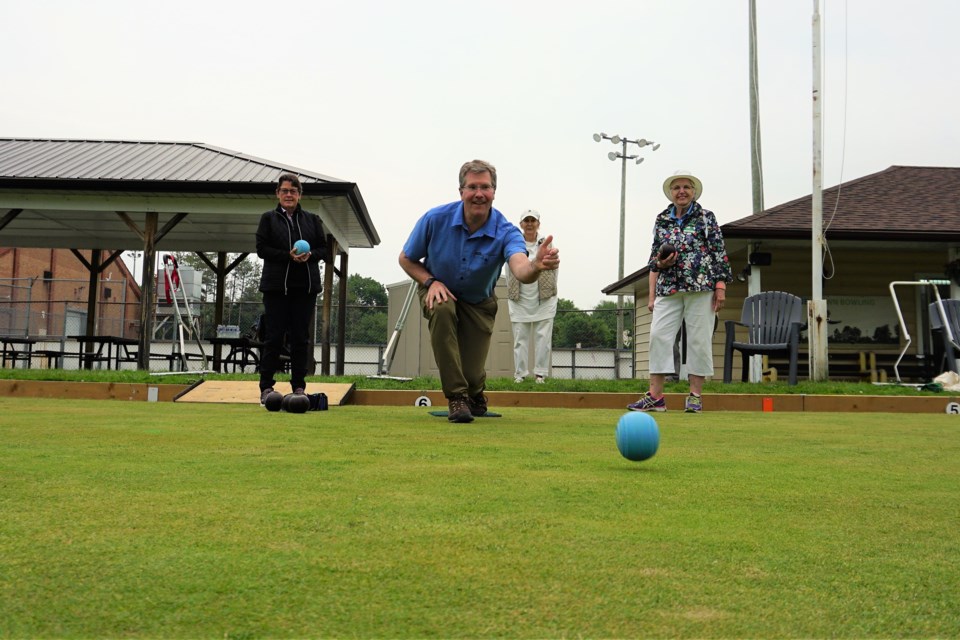 Collingwood club bowls over a win with Trillium grant - Collingwood News