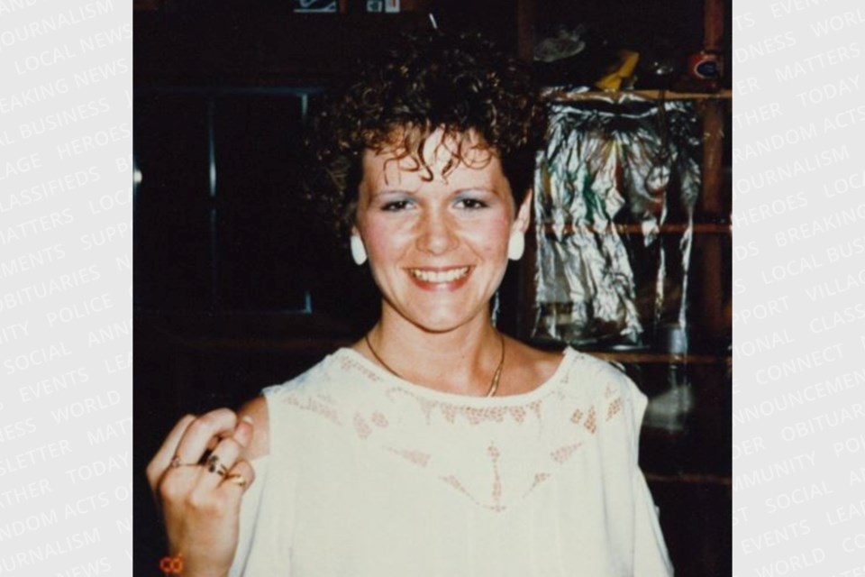 Lois Hanna was last season at the Lucknow Homecoming Dance on July 3, 1988.