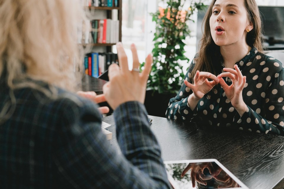 20250313-sign-language-pexels-shvets-production