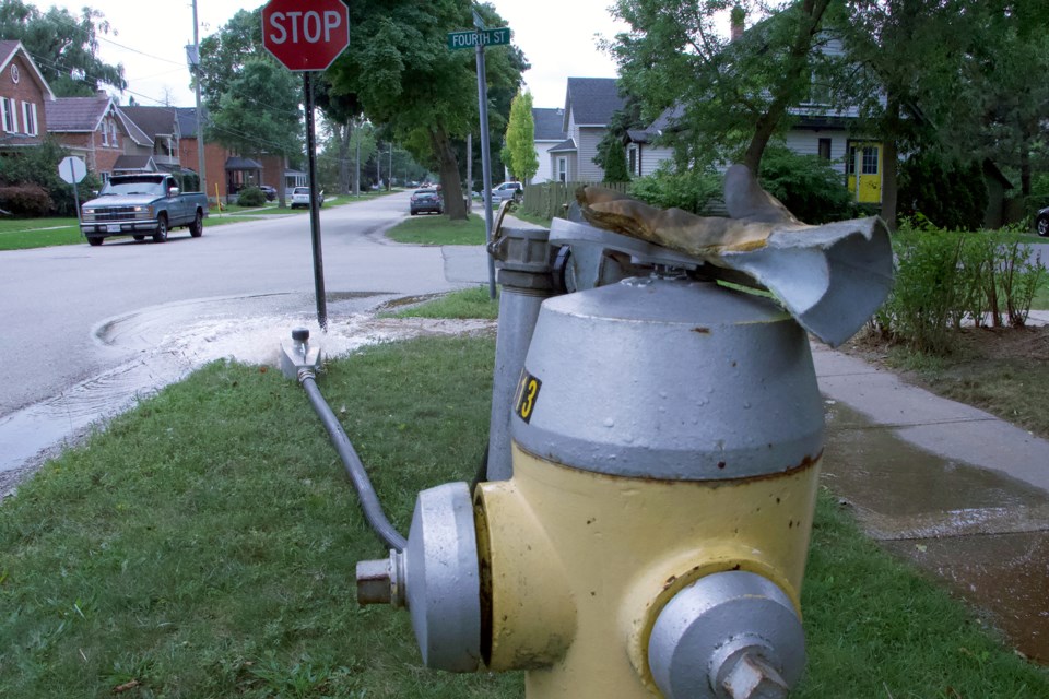 2018-09-21-HydrantFlushing-EE