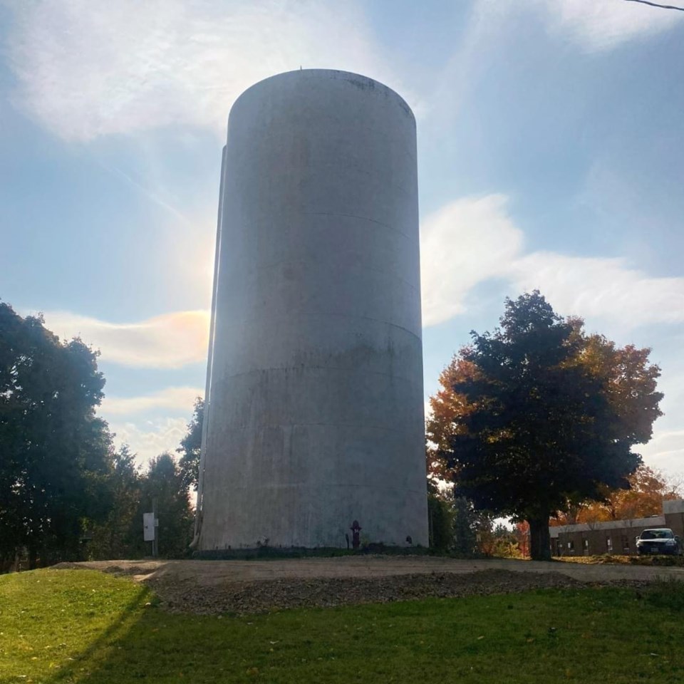 markdale-water-tower-old