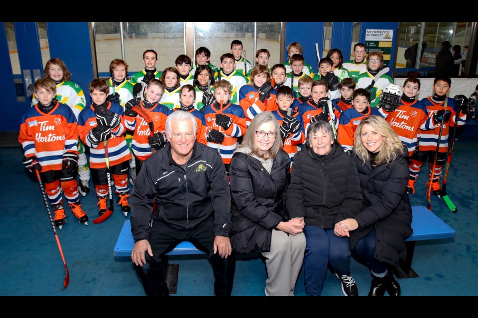 South Delta Minor Hockey's U8 Flames and U11 Storm came together last Sunday at the Ladner Leisure Centre for a fundraiser for a seniors project at KinVillage. 