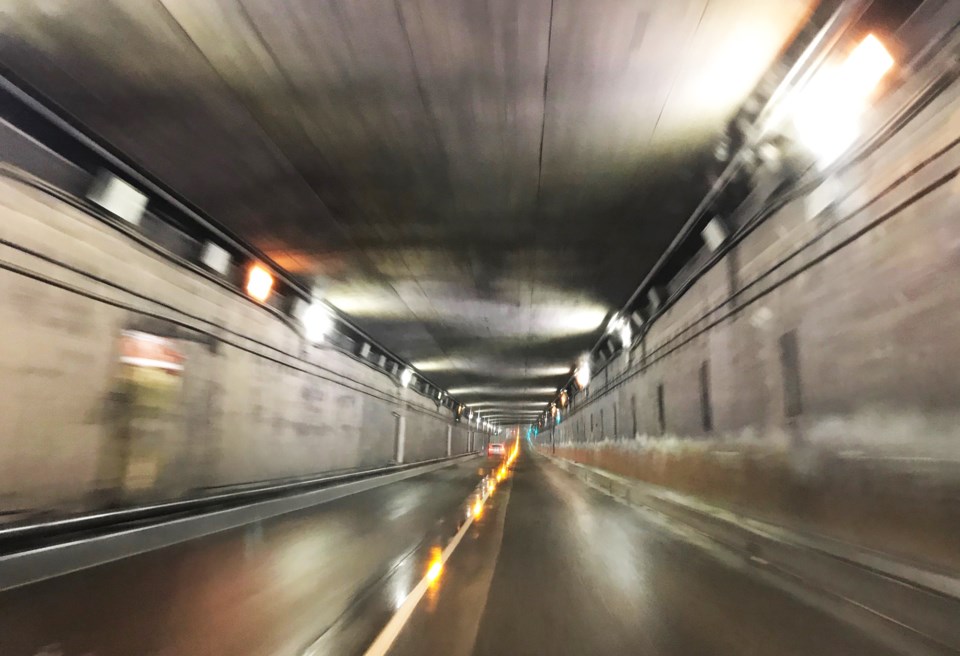 delta-massey-tunnel-delta-optimist-photo