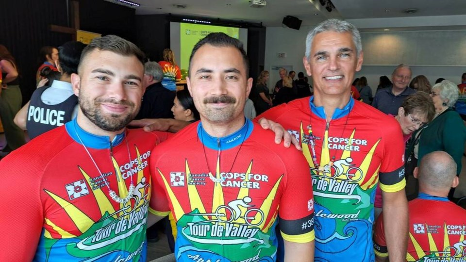 Tour de Valley riders get their jersey’s - Delta Optimist