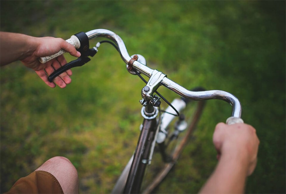 web1_delta-bike-lane-project-ladner