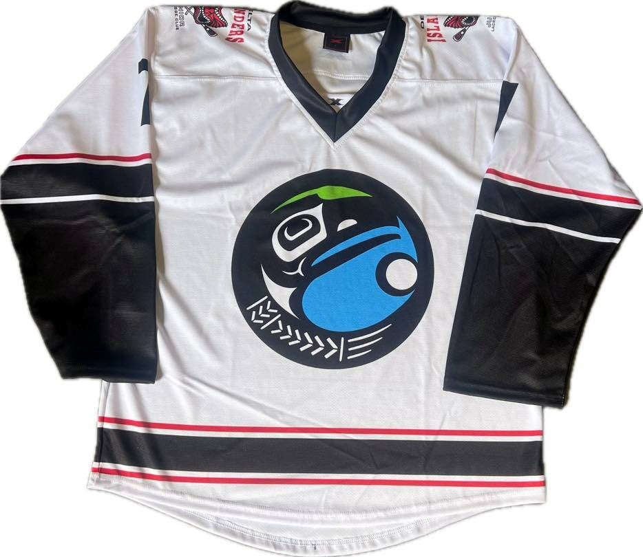 web1_islanders-nipd-jersey