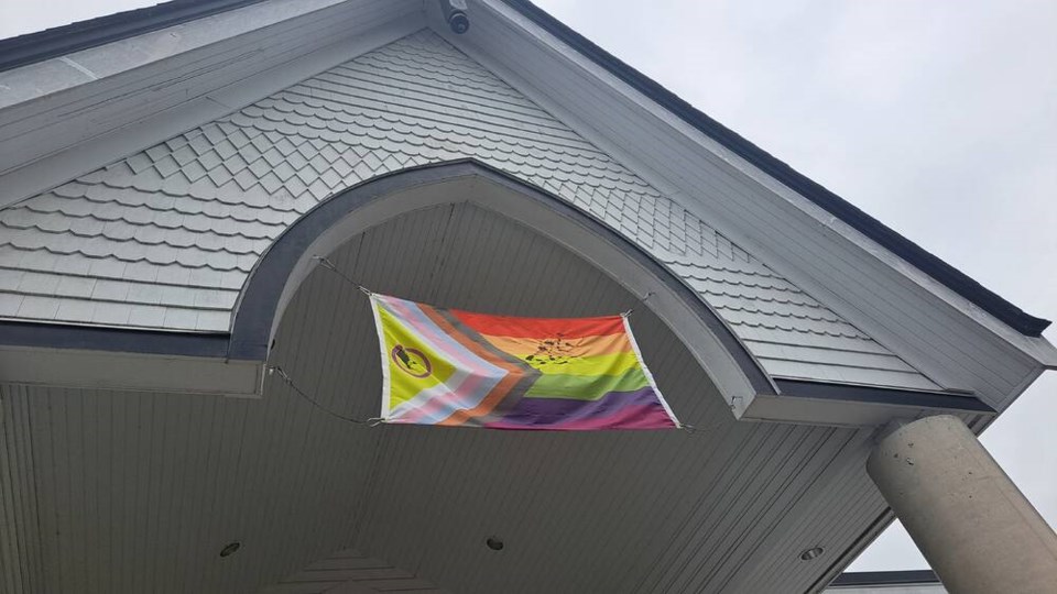 web1_ladner-united-church-pride-flag