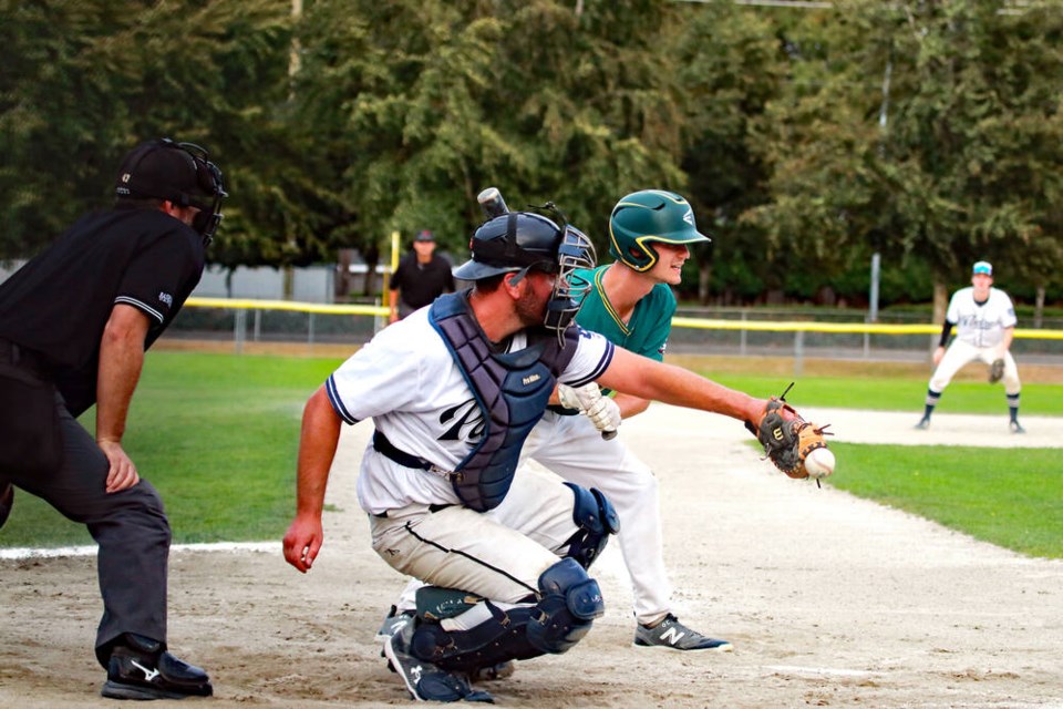 web1_men-s-baseball-tournament-padres-vs-brewers