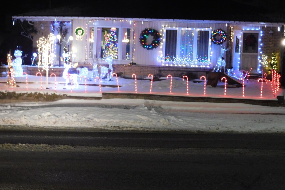 Christmas lights on display (9 photos) Photo Gallery Elliot Lake News