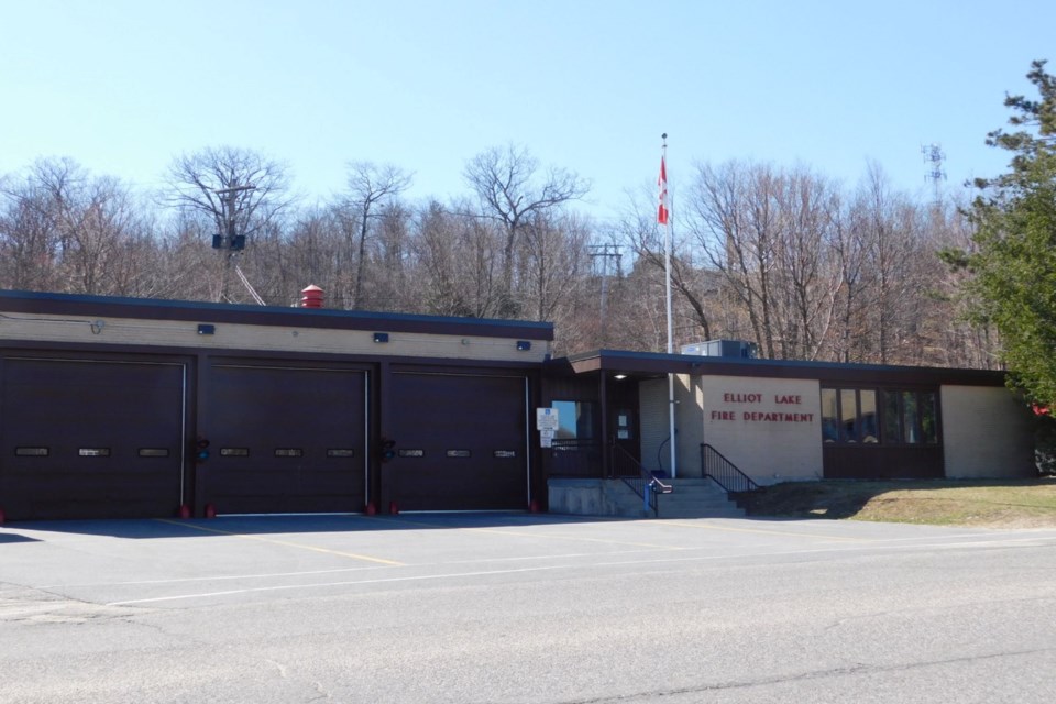 2022-05-06 Elliot Lake fire hall KS