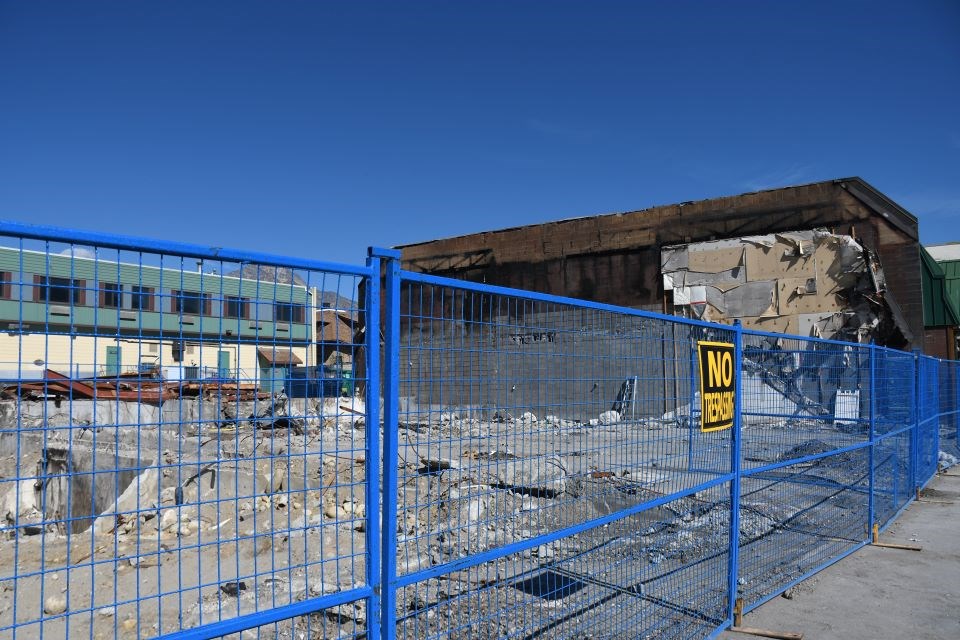 The remains of a building along Connaught Drive in Jasper on Monday, Aug. 19, 2024.