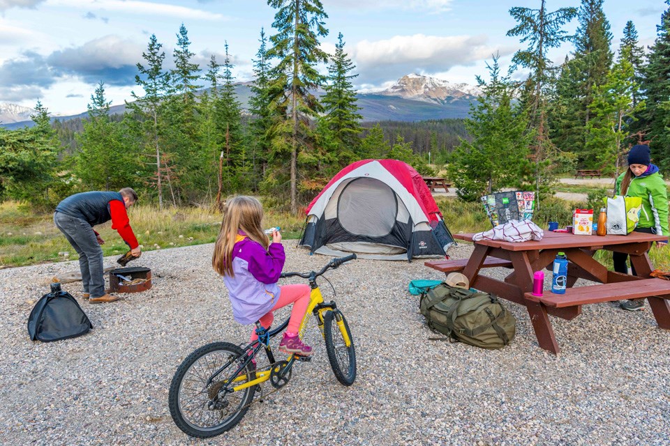 jaspernp-campsite-at-whistlers-campground-credit-parks-canada-matt-quiring-13