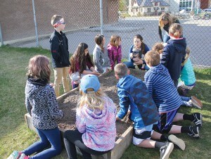 Grade 4 and 5 students recently learned about the importance of growing local. P. Clarke photo.