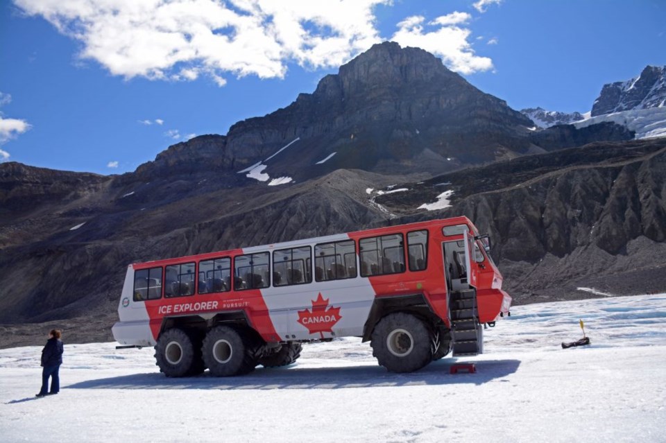 RCMP complete investigation into Icefield bus rollover - Jasper ...