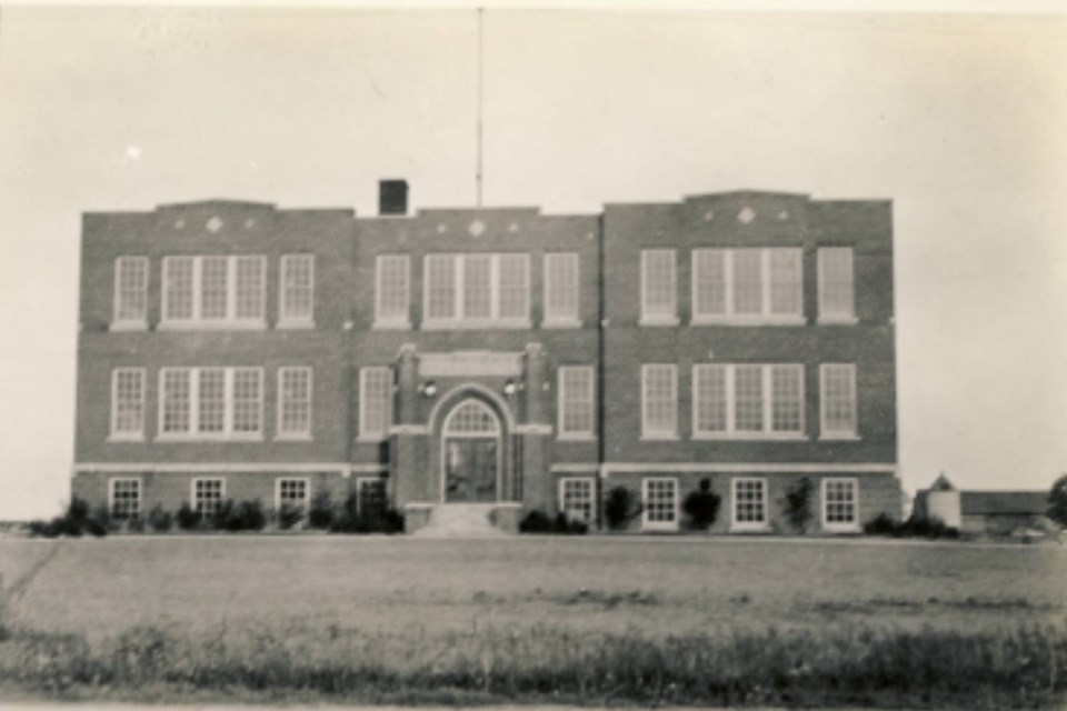 2024-08-09-then-and-now-wdhs-1929-archives