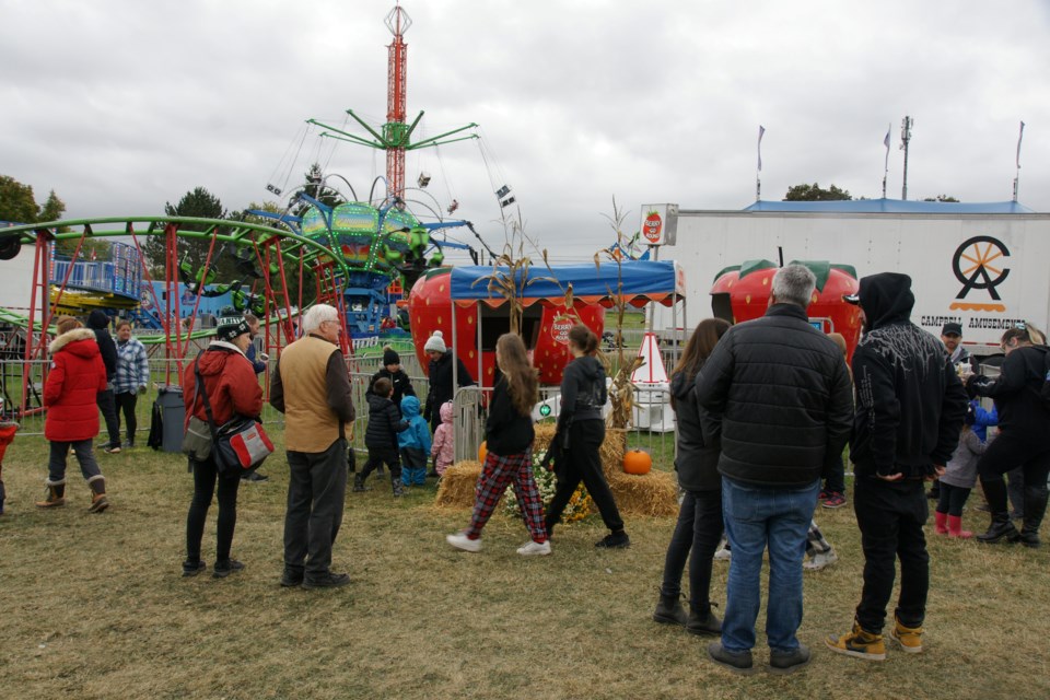 2024-10-14-rockton-fair-people-on-the-midway-gf