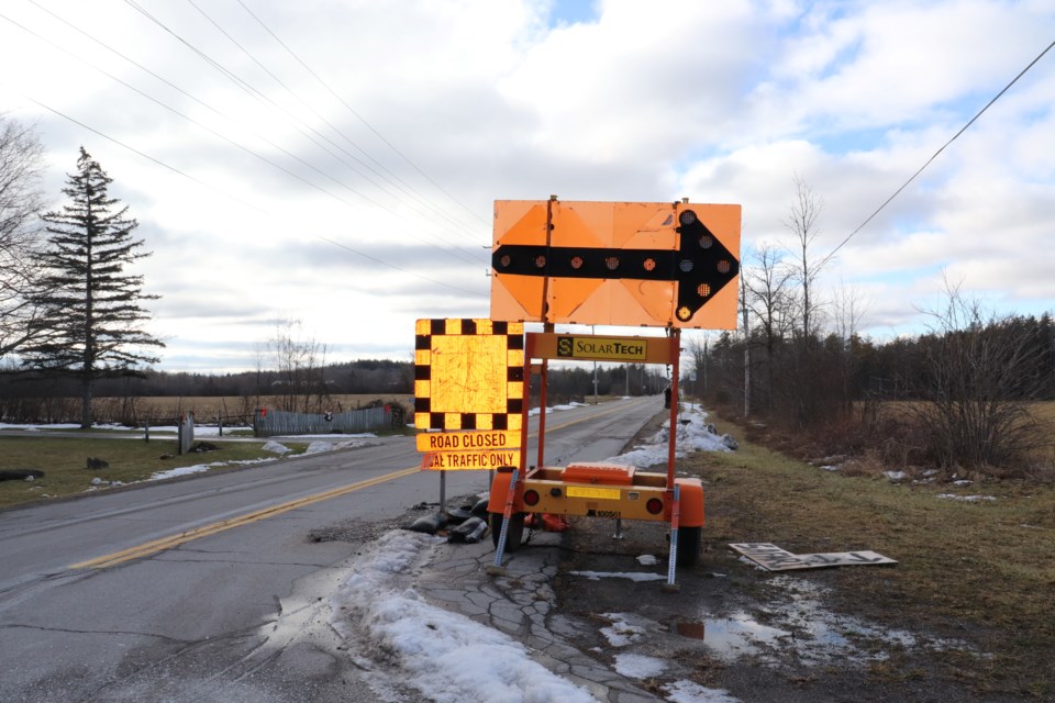 2024-02-08-safari-road-sign-cmsn