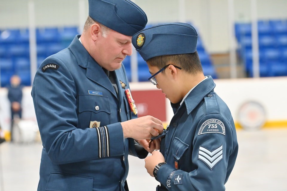 Jay Renn Hoo receives the Lord Strathcona Medal for exemplary service. 