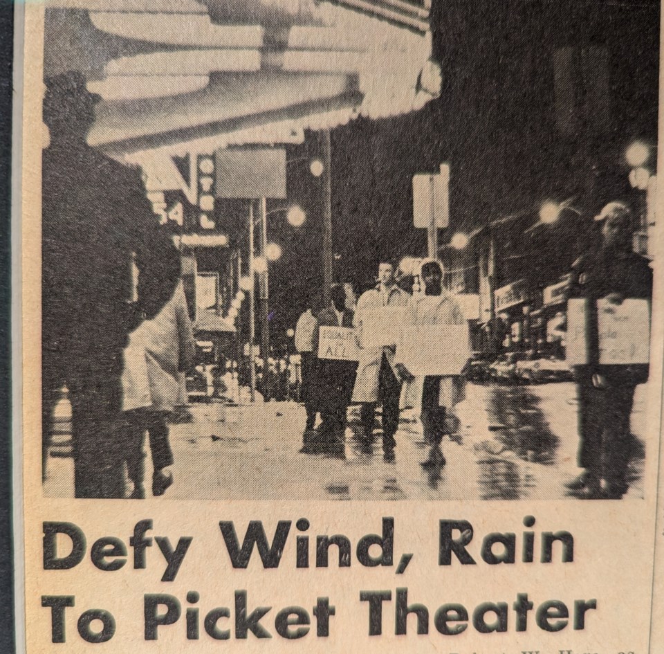 2024-10-18-journeys-flosman-picketing-at-state-theater-sup