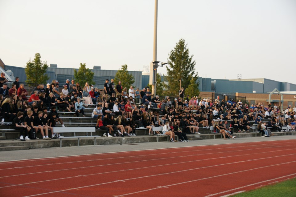 2024-09-14-wdhs-football-crowd-gf