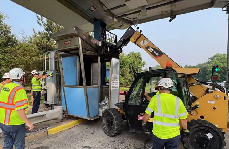 dulles-toll-road-booth-removal