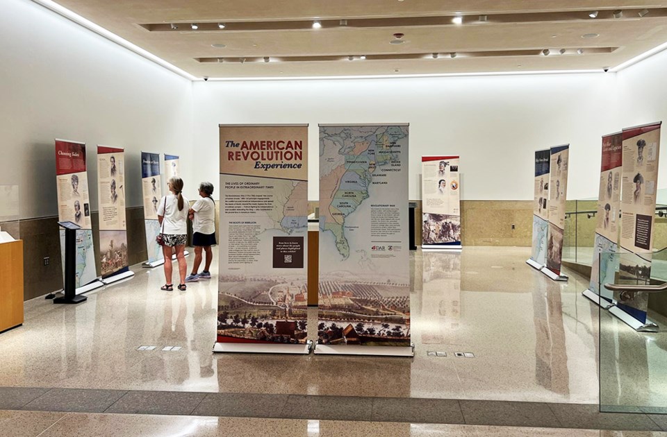 revolutionary-war-exhibition