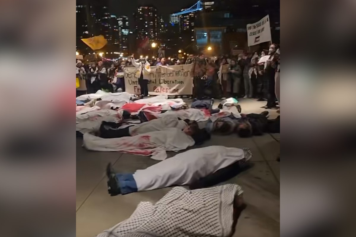 抗议者围堵温哥华酒店，抗议特鲁多筹款晚宴