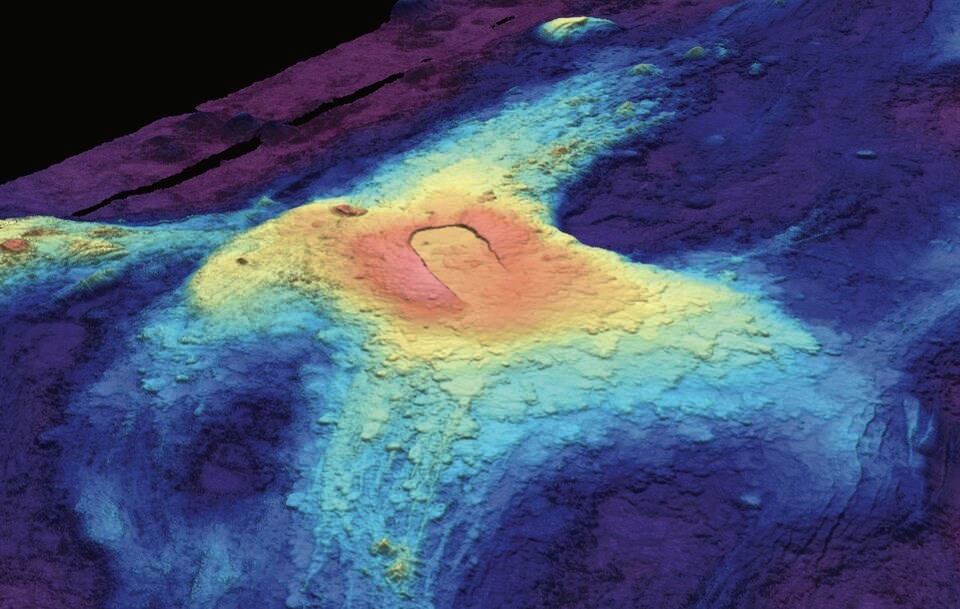 axial-seamount-2