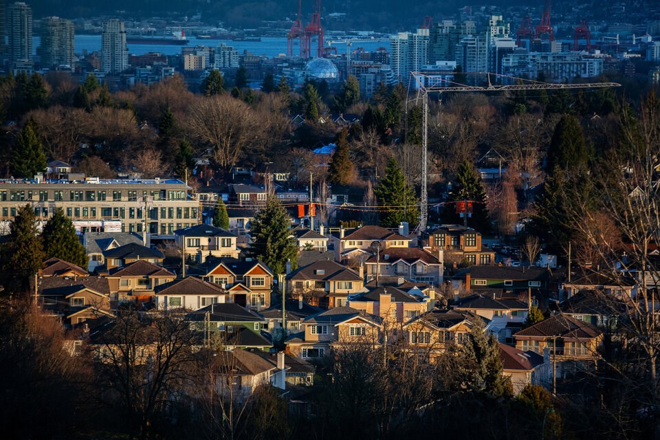 vancouver-sun-shadow