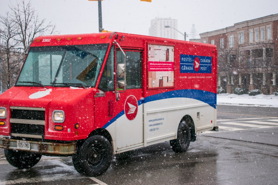 canadaposttruck