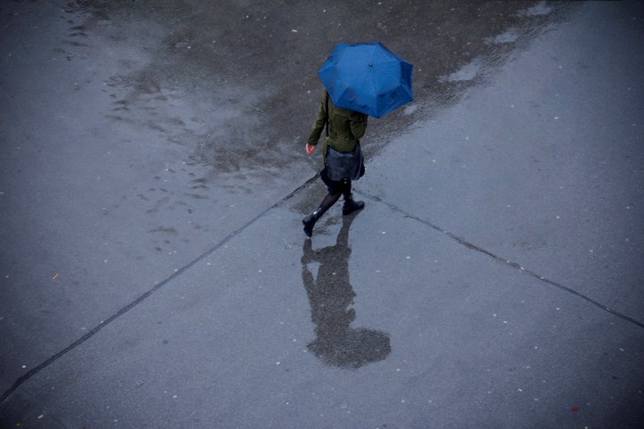 stormwalkingumbrella