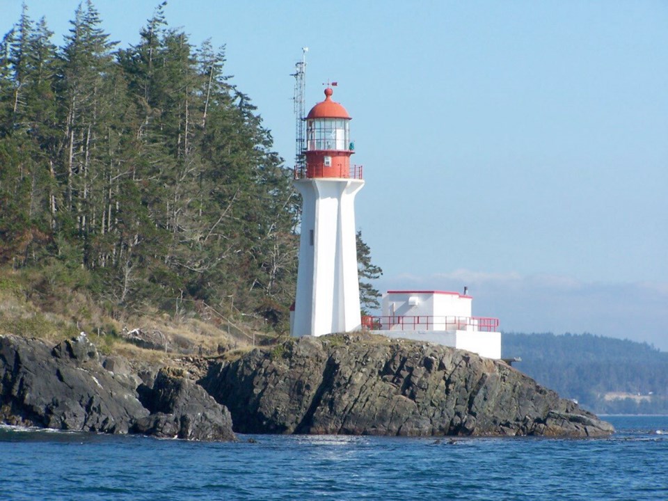 $550,000 Gift To Speed Sheringham Point Lighthouse Restoration ...