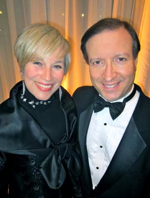 Chair Liz Gordon and president and CEO Jeff Alexander will front the 23rd VSO Lover's Ball at the 鶹ýӳCentre.